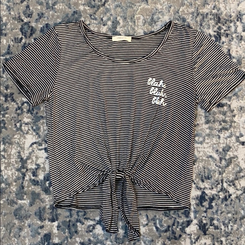 Short sleeve top !